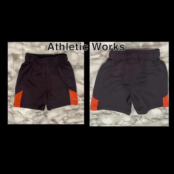 4 pairs of size 2T shorts - Picture 2 of 5